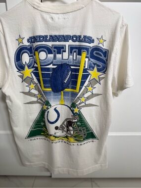 NFL by Abercrombie - Indianapolis Colts White Graphic Tee - Men’s Small